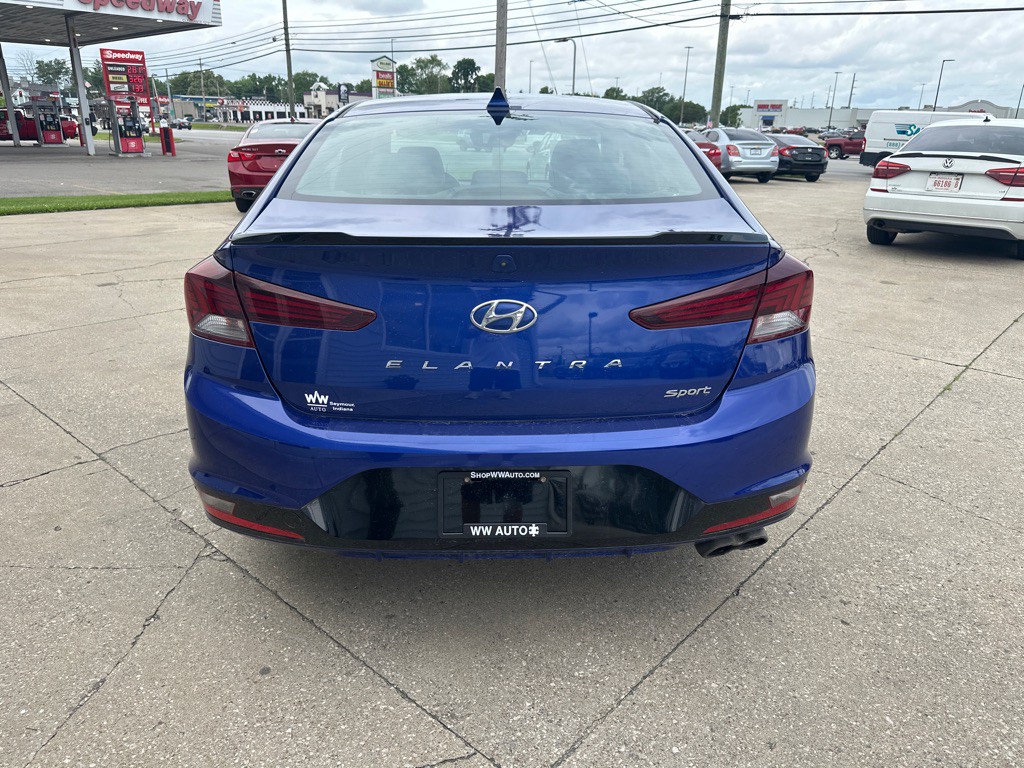 2020 Hyundai Elantra Image 6