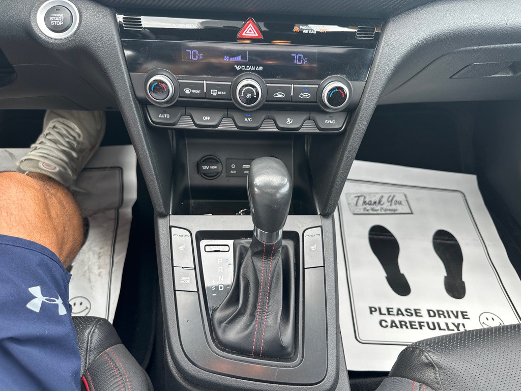 2020 Hyundai Elantra Image 14