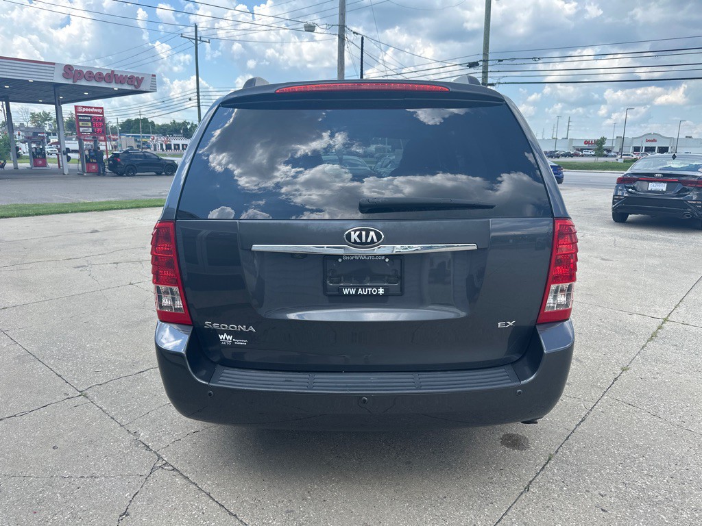2014 Kia Sedona Image 6