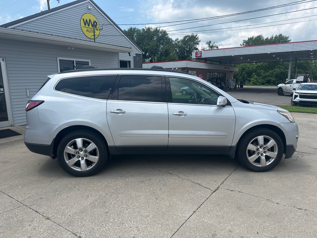 2016 Chevrolet Traverse Image 1