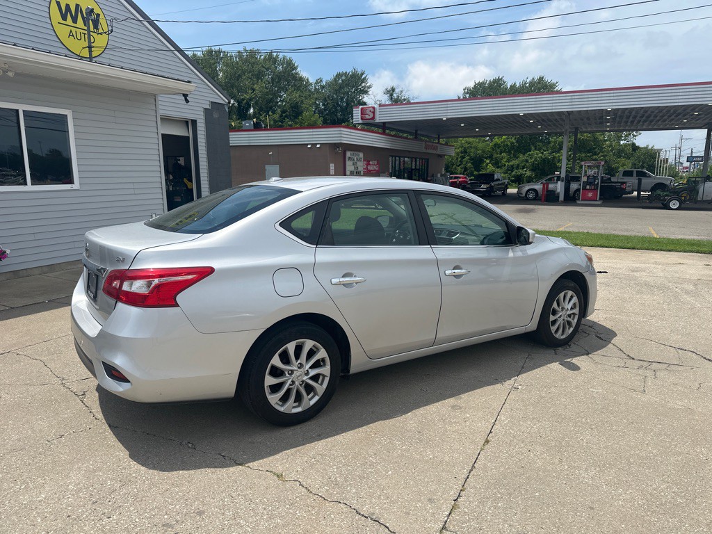 2019 Nissan Sentra Image 2