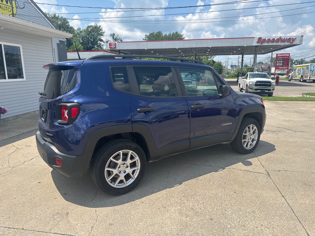 2019 Jeep Renegade Image 2
