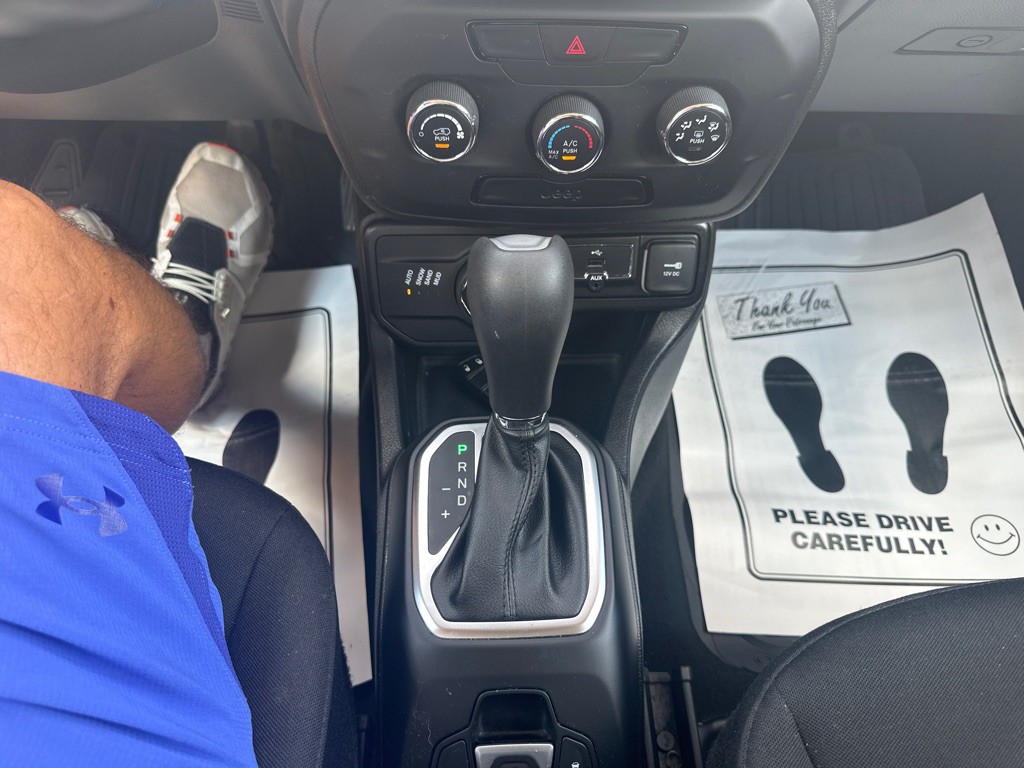 2019 Jeep Renegade Image 12