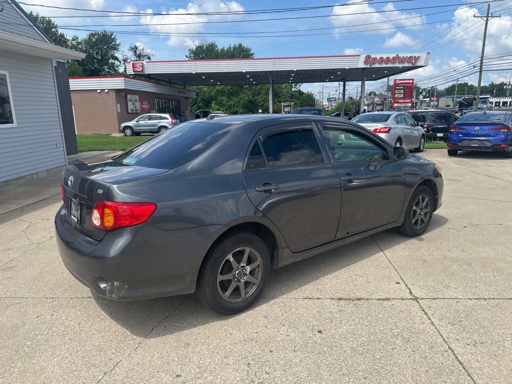 2010 Toyota Corolla Image 2