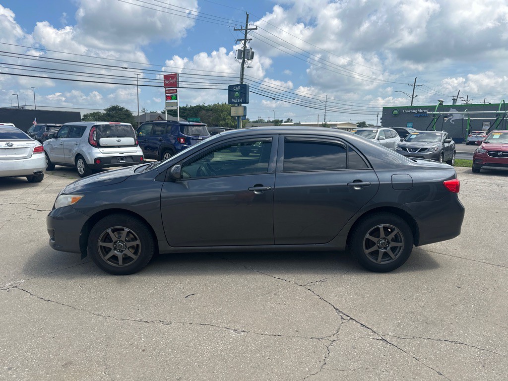 2010 Toyota Corolla Image 3