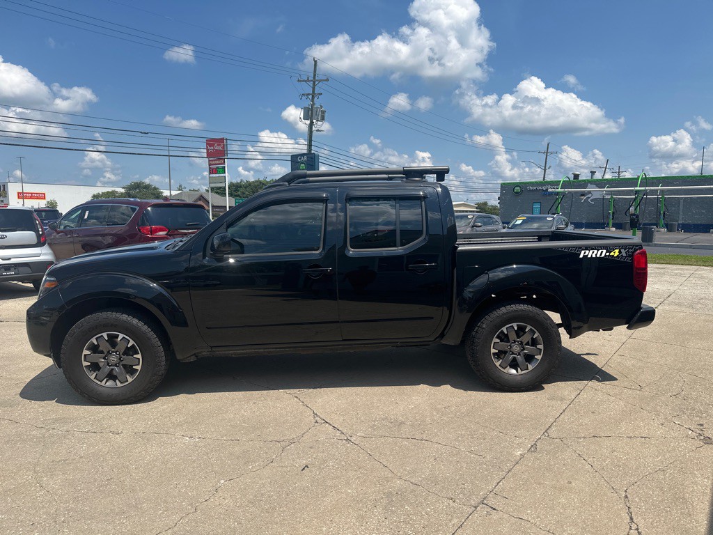 2014 Nissan Frontier Image 3