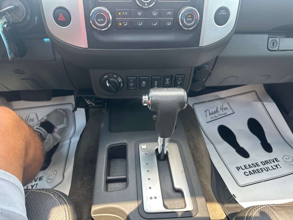 2014 Nissan Frontier Image 12