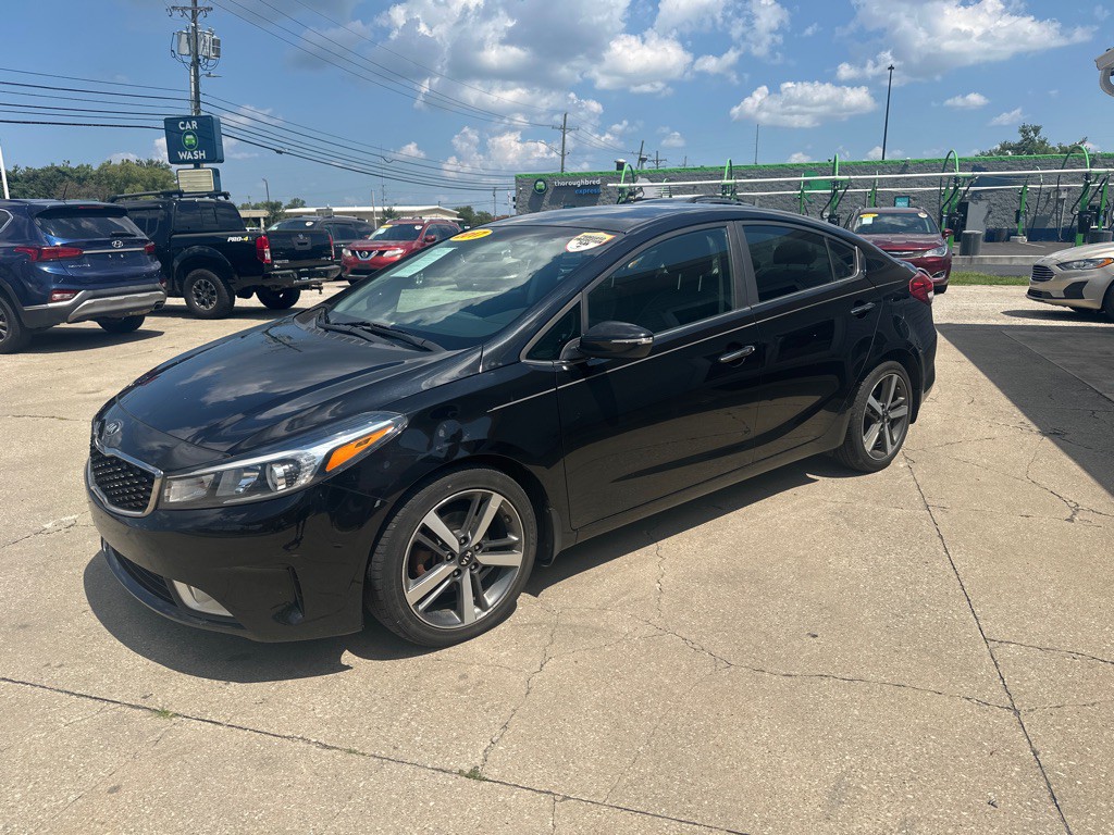 2017 Kia Forte Image 4