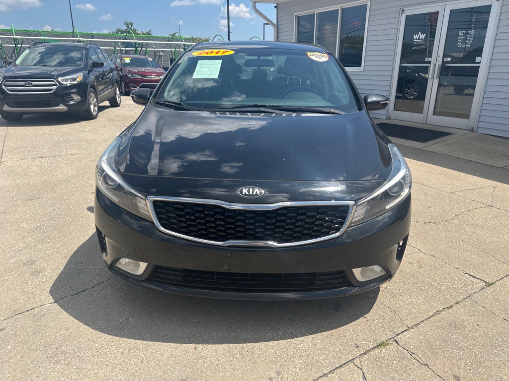 2017 Kia Forte Image 5