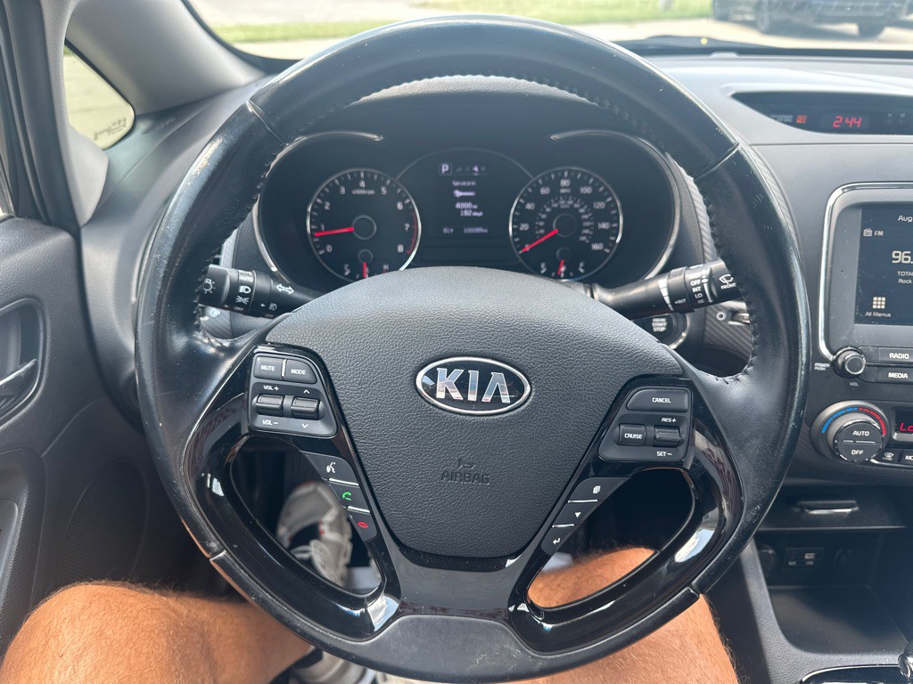 2017 Kia Forte Image 10