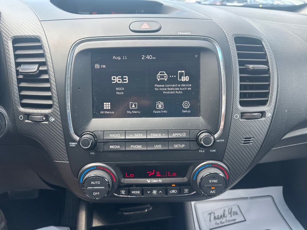 2017 Kia Forte Image 11