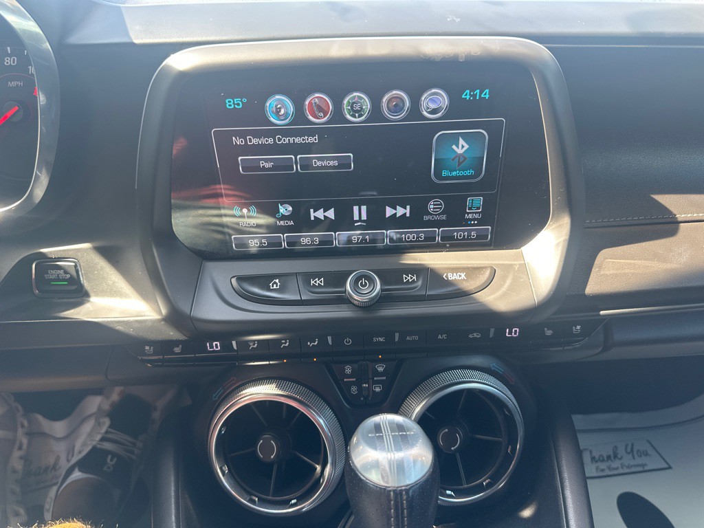 2018 Chevrolet Camaro Image 11