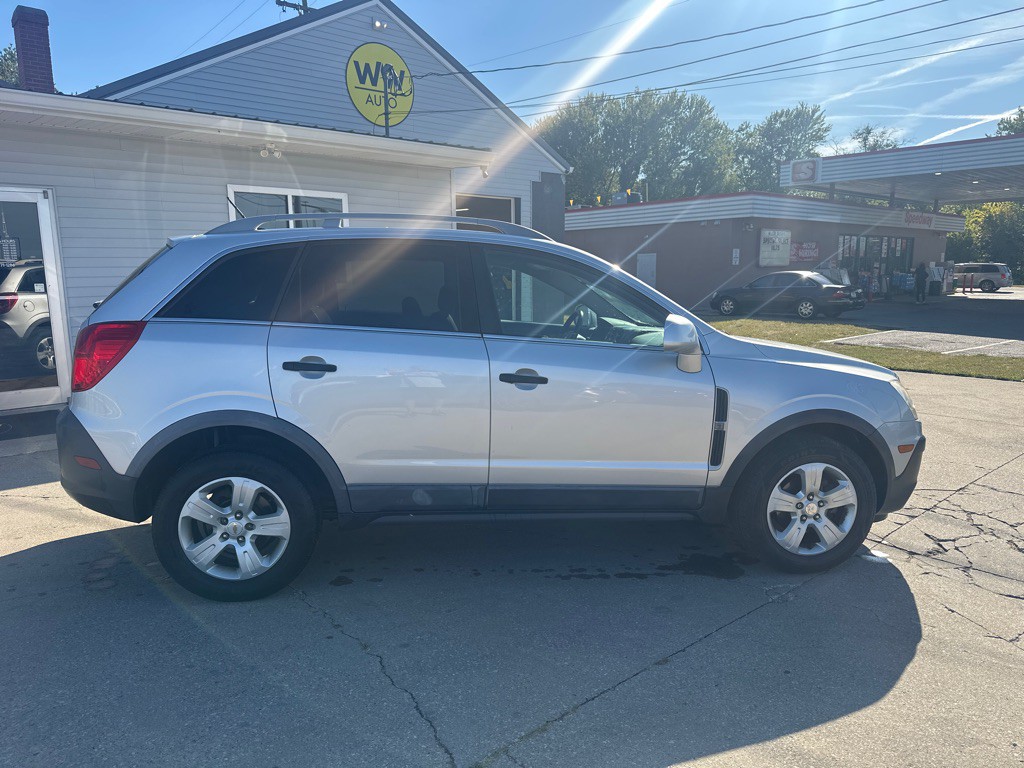 2014 Chevrolet Captiva Image 1