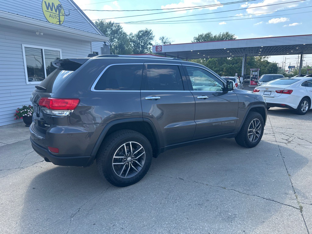 2018 Jeep Grand Cherokee Image 2