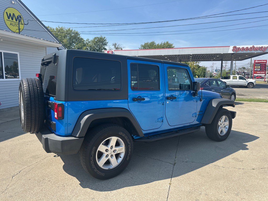 2016 Jeep Wrangler Unlimited Image 2