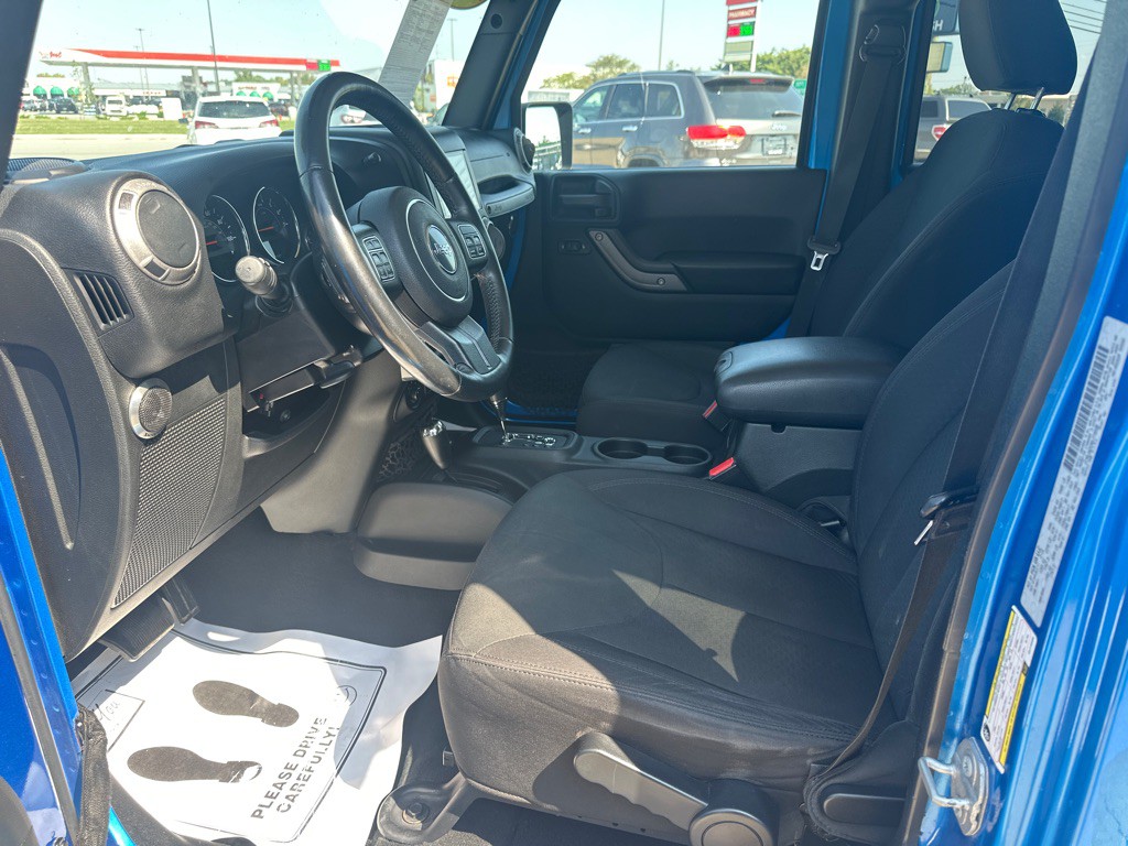 2016 Jeep Wrangler Unlimited Image 9
