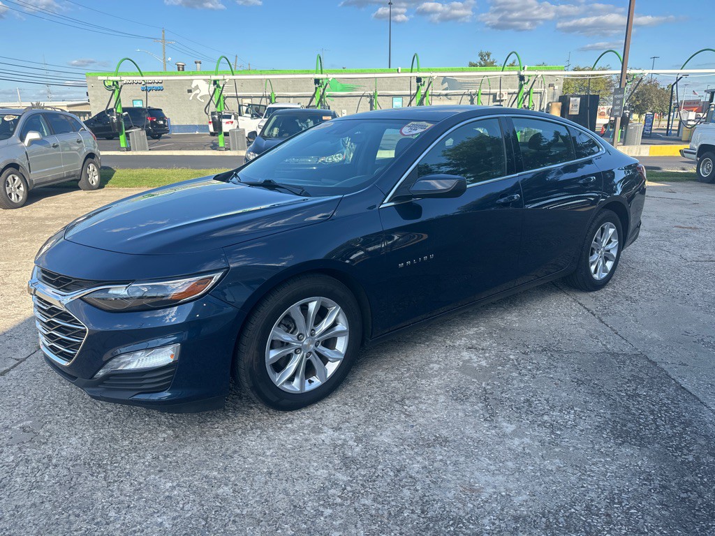 2021 Chevrolet Malibu Image 4
