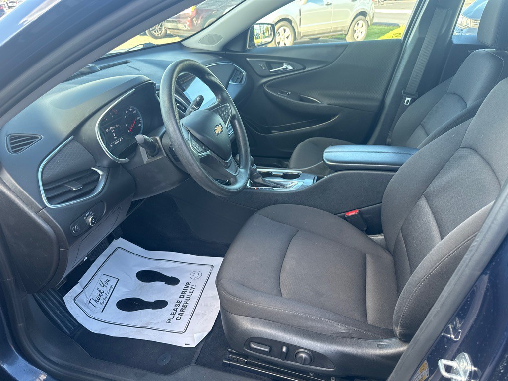 2021 Chevrolet Malibu Image 9