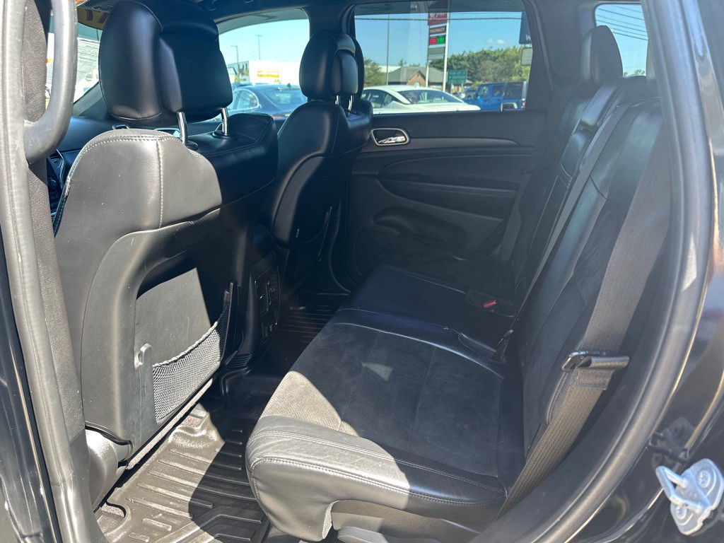 2017 Jeep Grand Cherokee Image 7