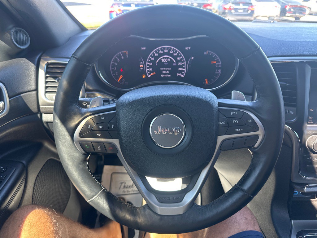 2017 Jeep Grand Cherokee Image 12