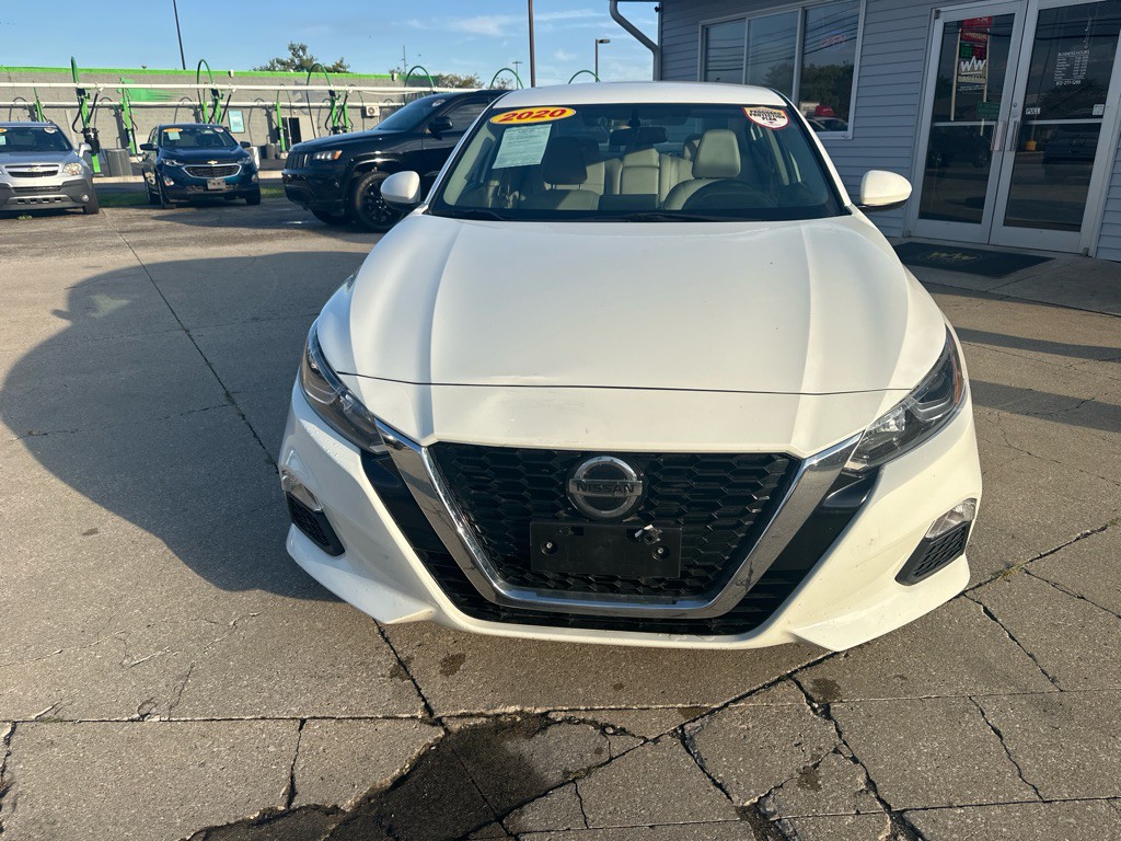 2020 Nissan Altima Image 5