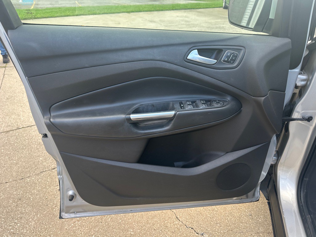 2017 Ford Escape Image 8
