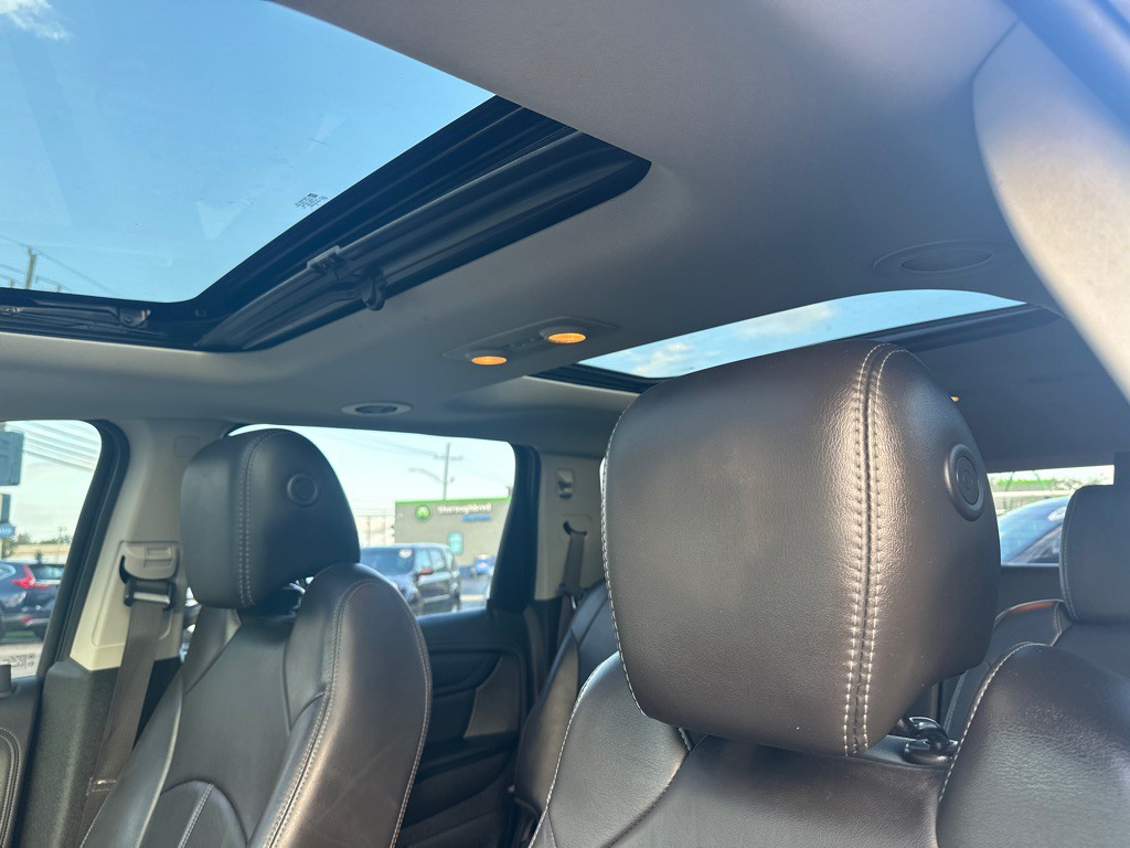 2017 Chevrolet Traverse Image 9