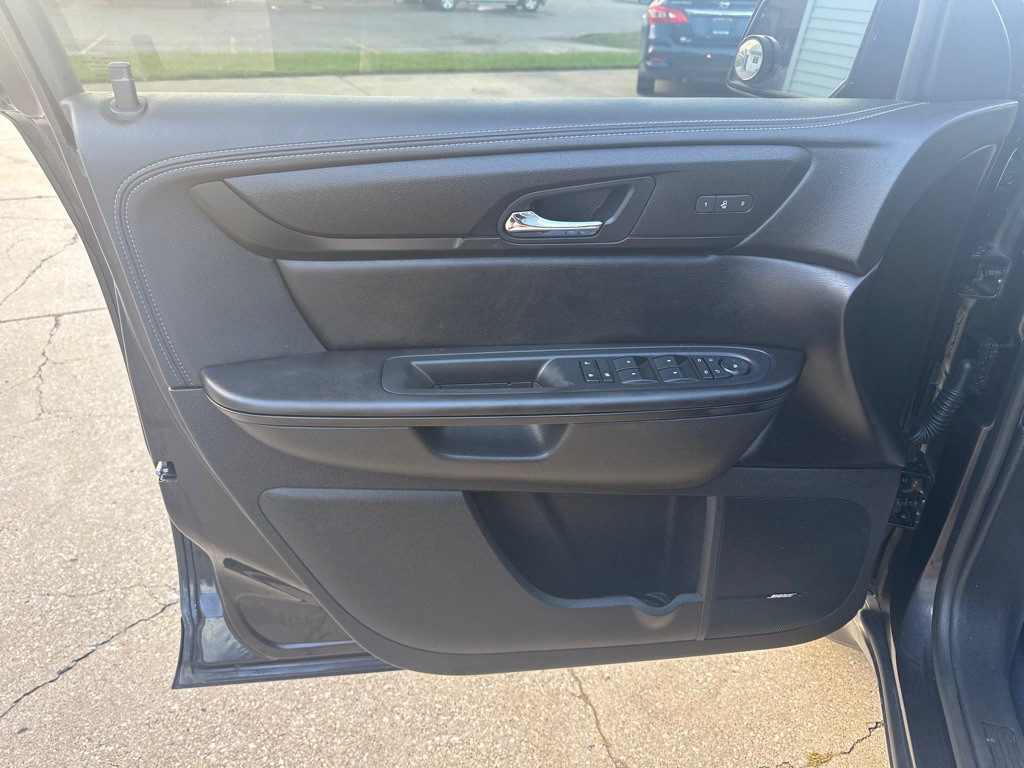 2017 Chevrolet Traverse Image 10