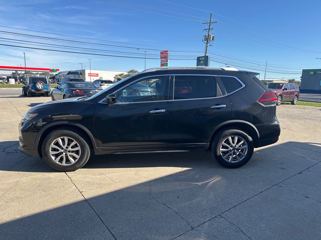 2020 Nissan Rogue Image 3