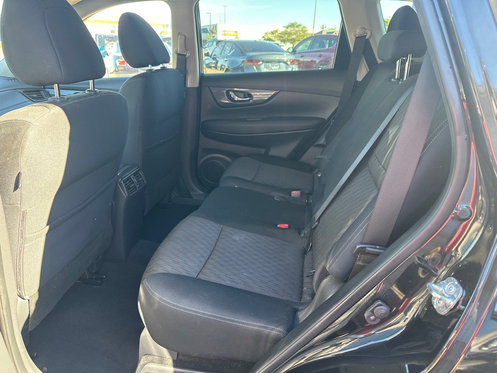 2020 Nissan Rogue Image 7