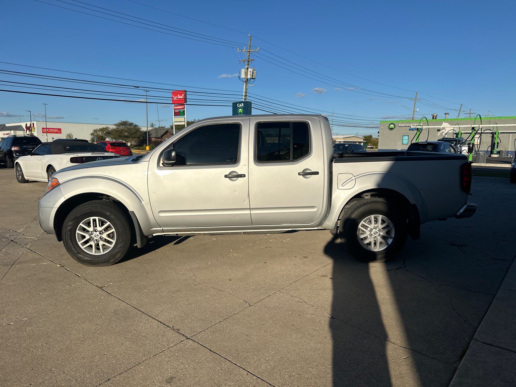 2019 Nissan Frontier Image 3