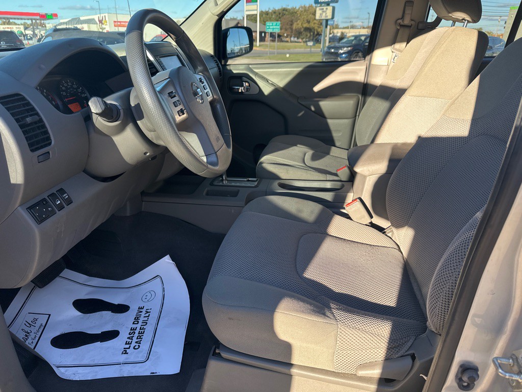 2019 Nissan Frontier Image 9