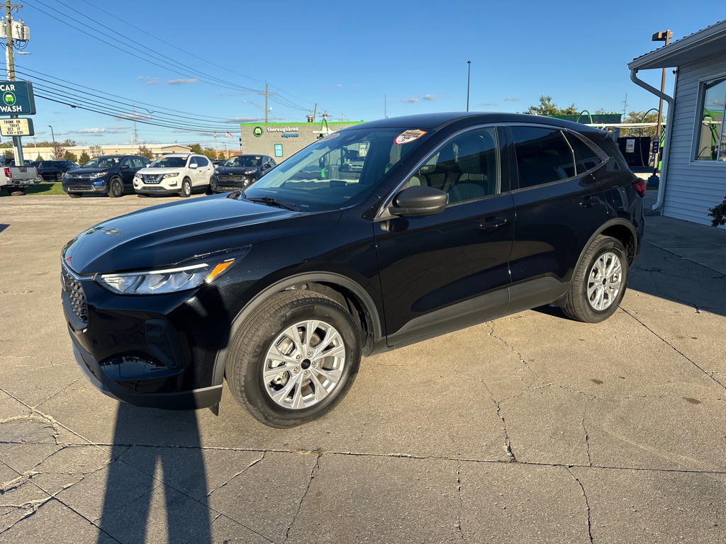 2023 Ford Escape Image 4