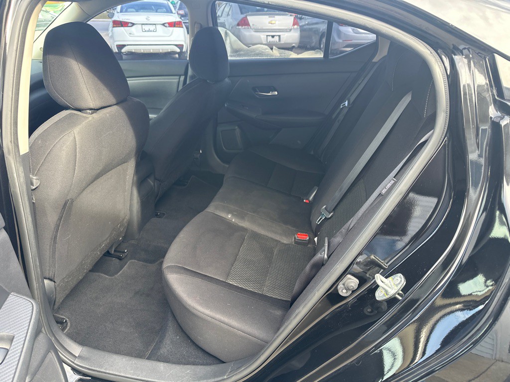 2021 Nissan Sentra Image 7