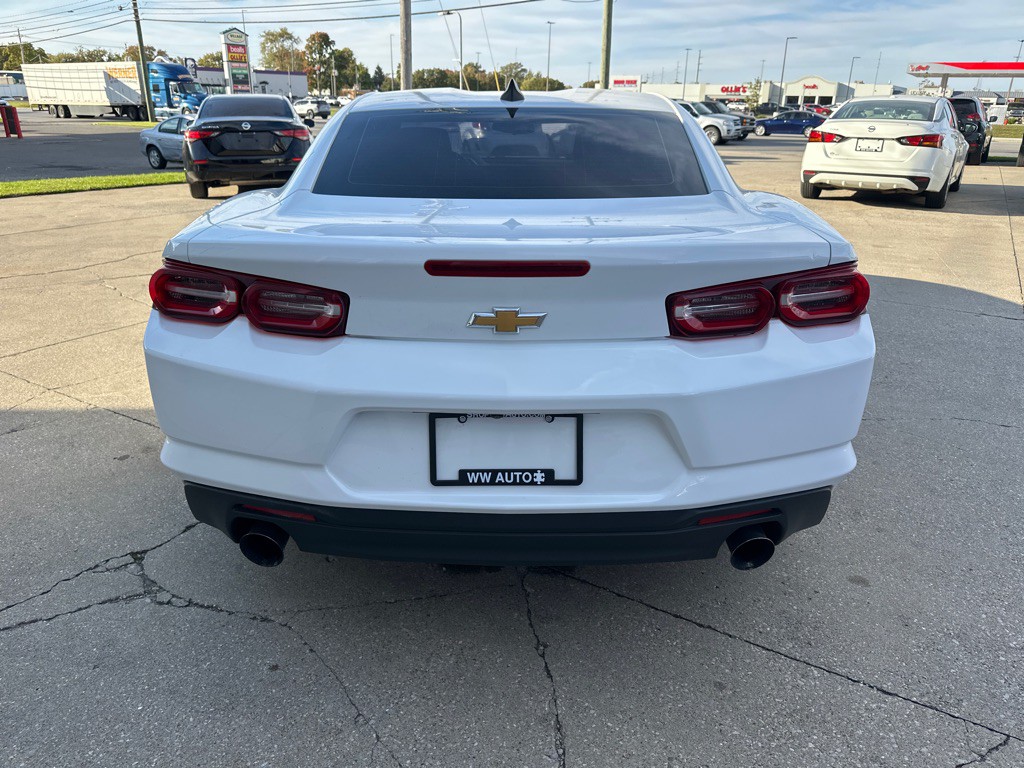 2019 Chevrolet Camaro Image 6