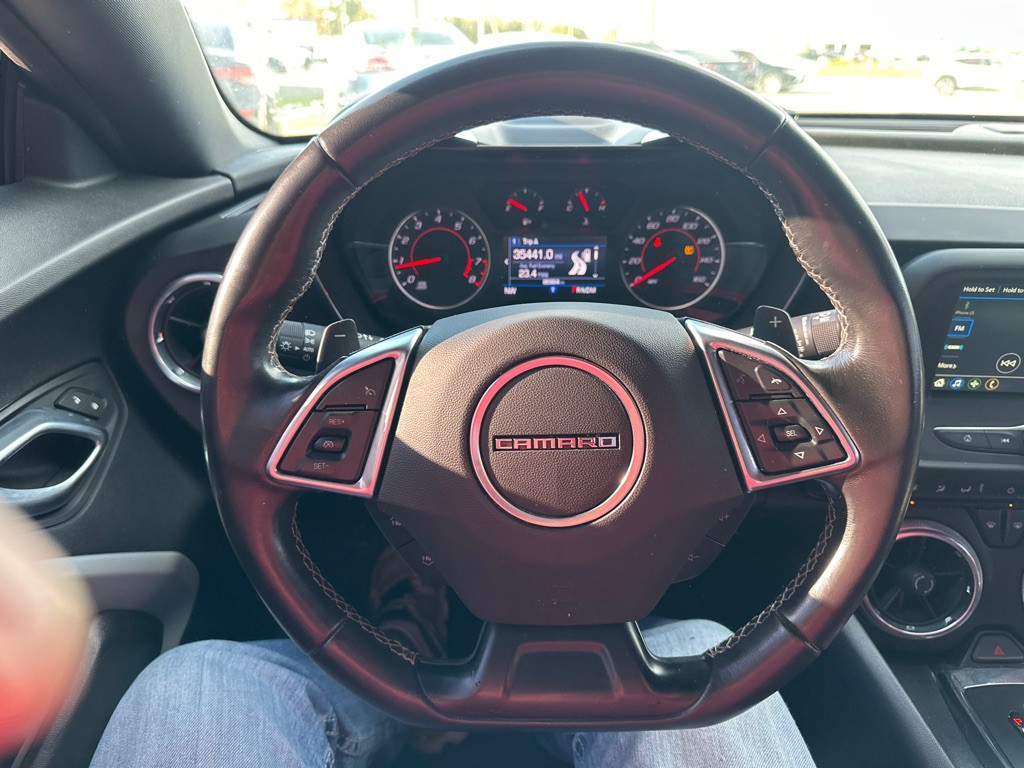 2019 Chevrolet Camaro Image 10