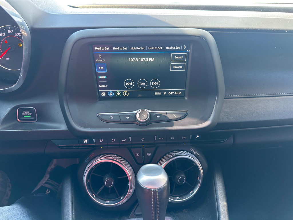 2019 Chevrolet Camaro Image 11