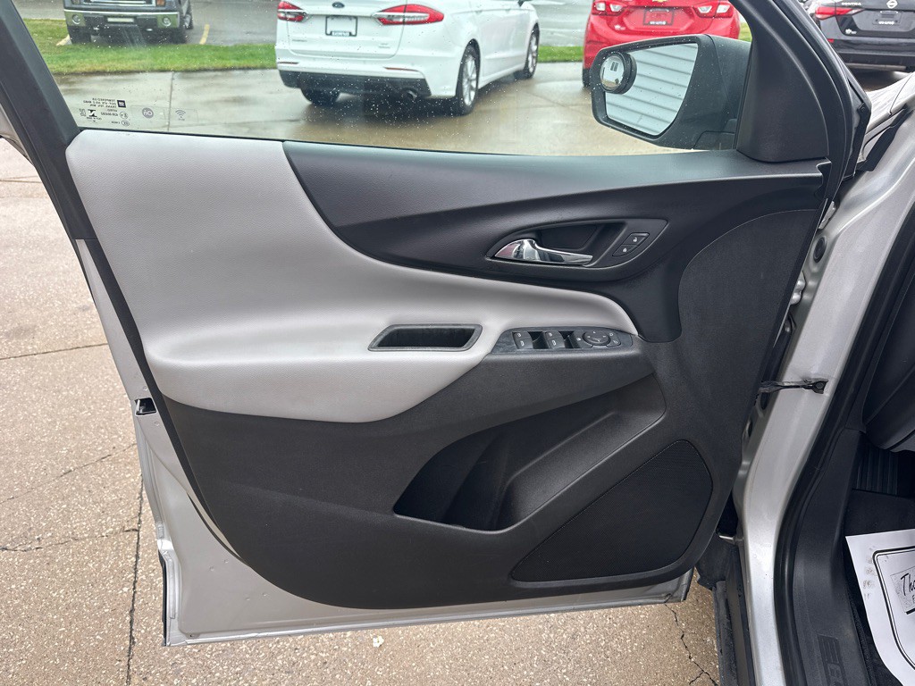 2019 Chevrolet Equinox Image 8