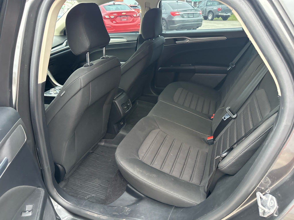 2020 Ford Fusion Image 7