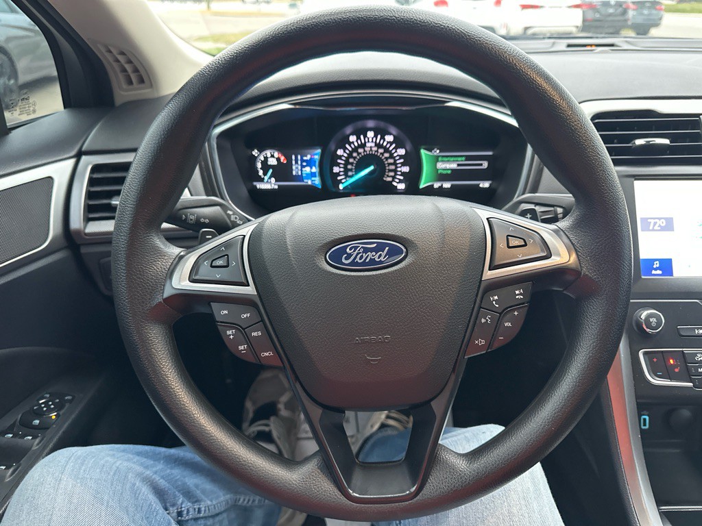 2020 Ford Fusion Image 11