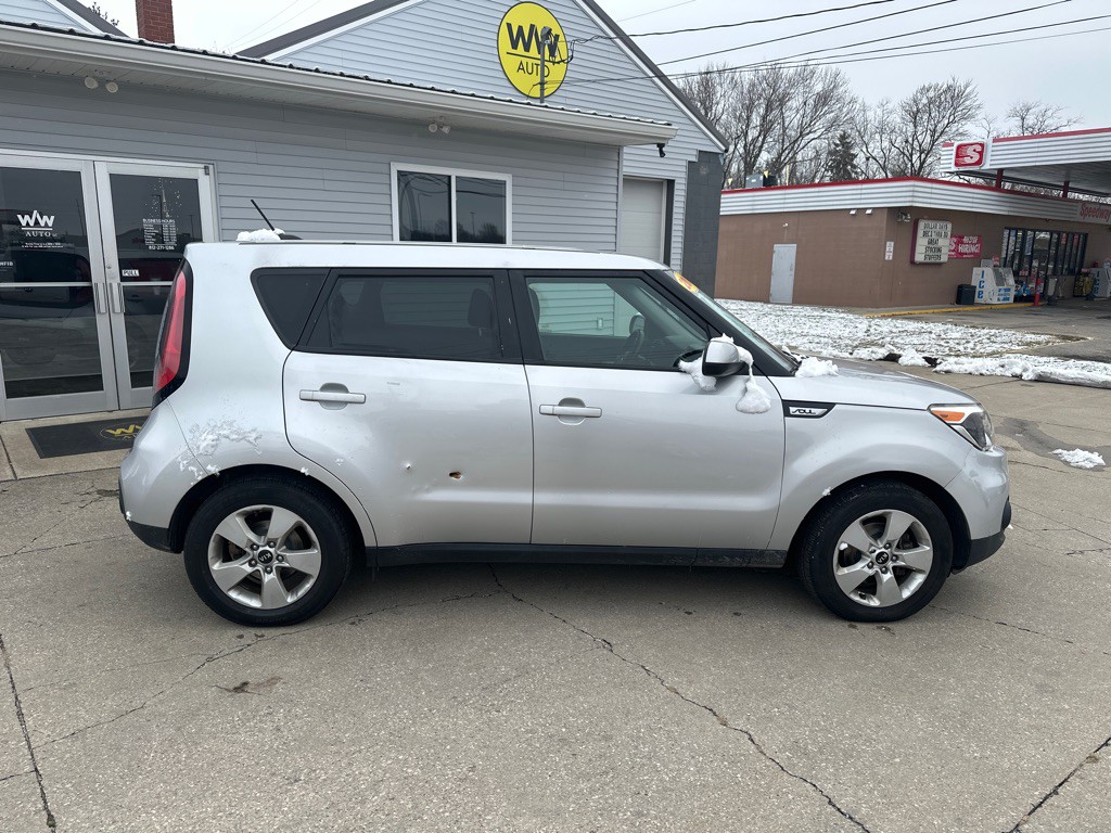 2018 Kia Soul Image 1