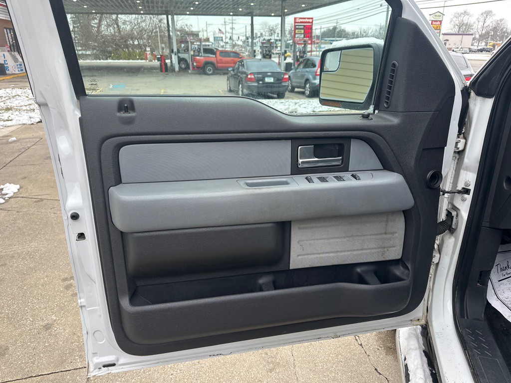2013 Ford F-150 Image 8