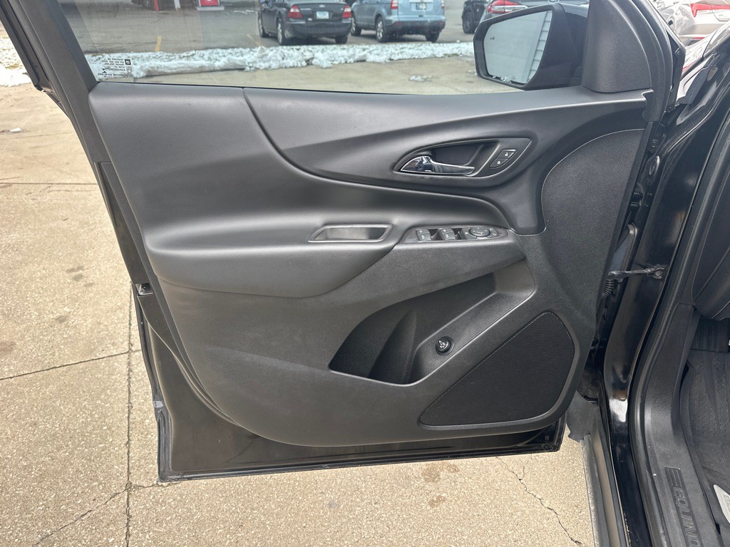2019 Chevrolet Equinox Image 8