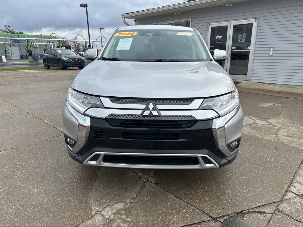 2020 Mitsubishi Outlander Image 5