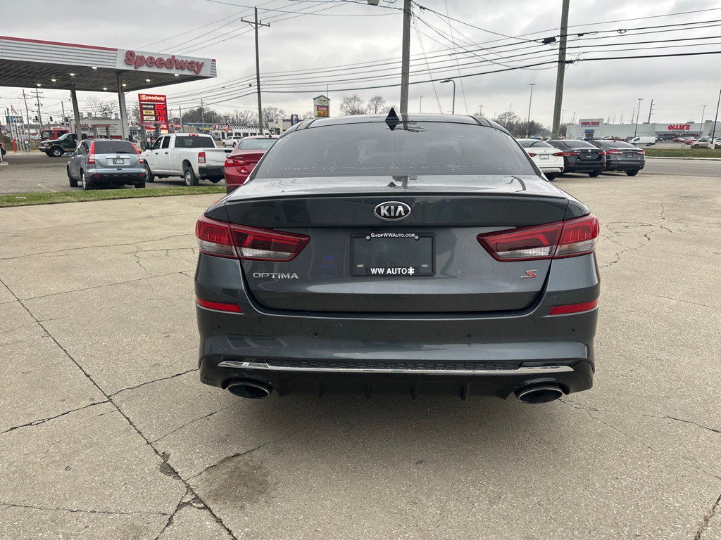 2019 Kia Optima Image 6
