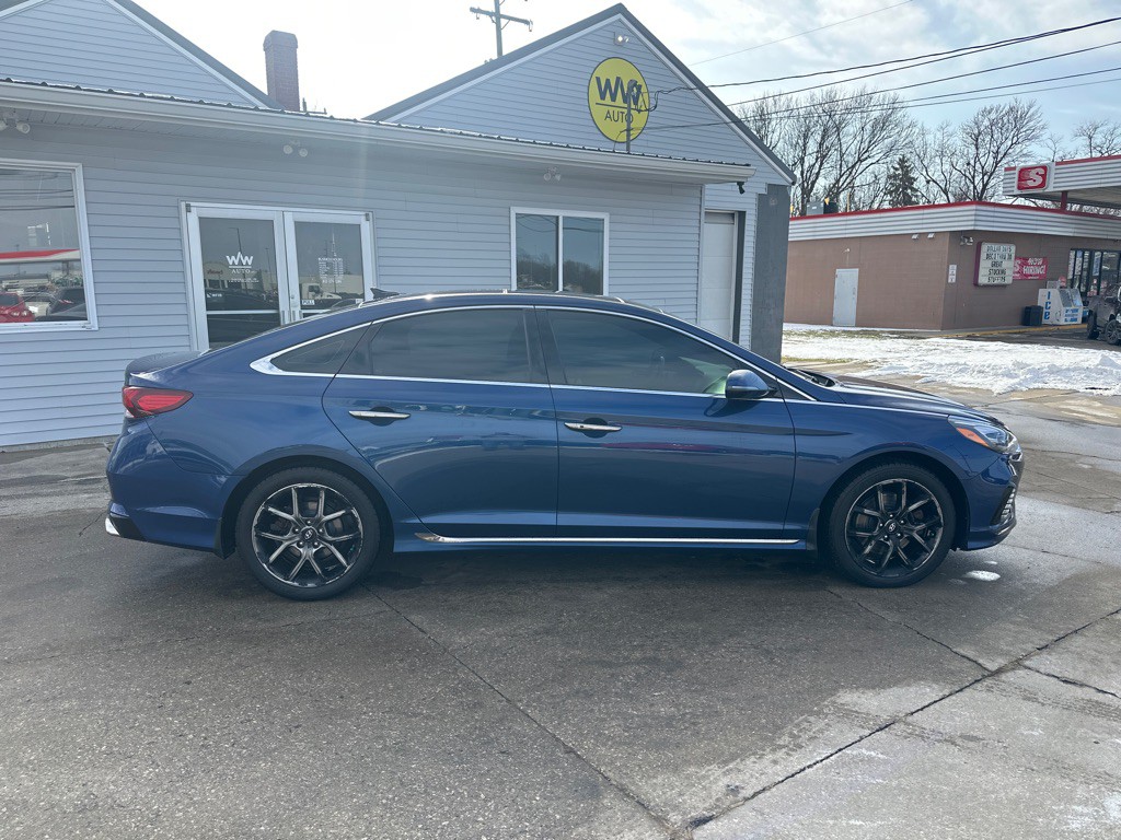 2019 Hyundai Sonata Image 1