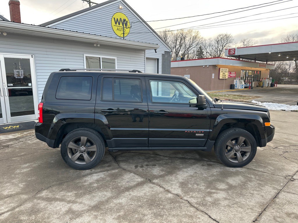 2017 Jeep Patriot Image 1