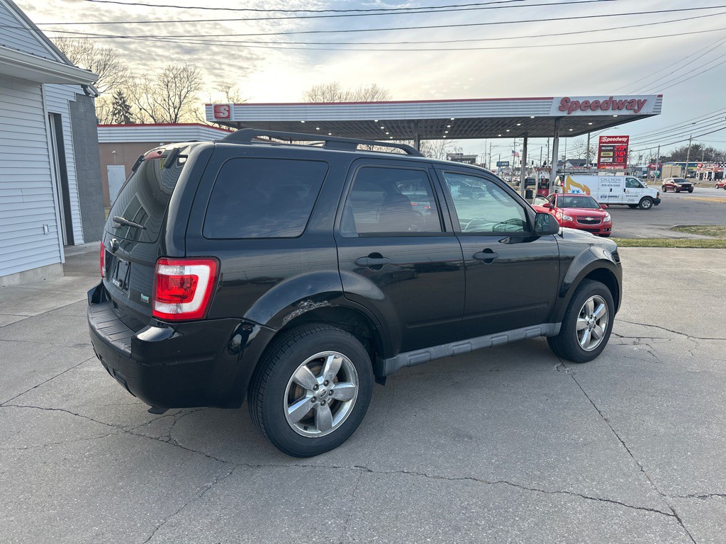 2012 Ford Escape Image 2