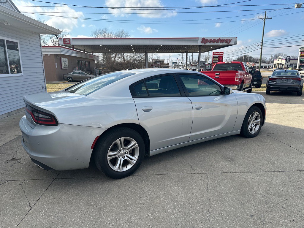 2021 Dodge Charger Image 2