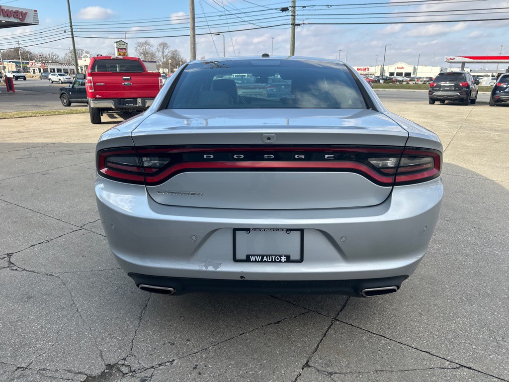 2021 Dodge Charger Image 6